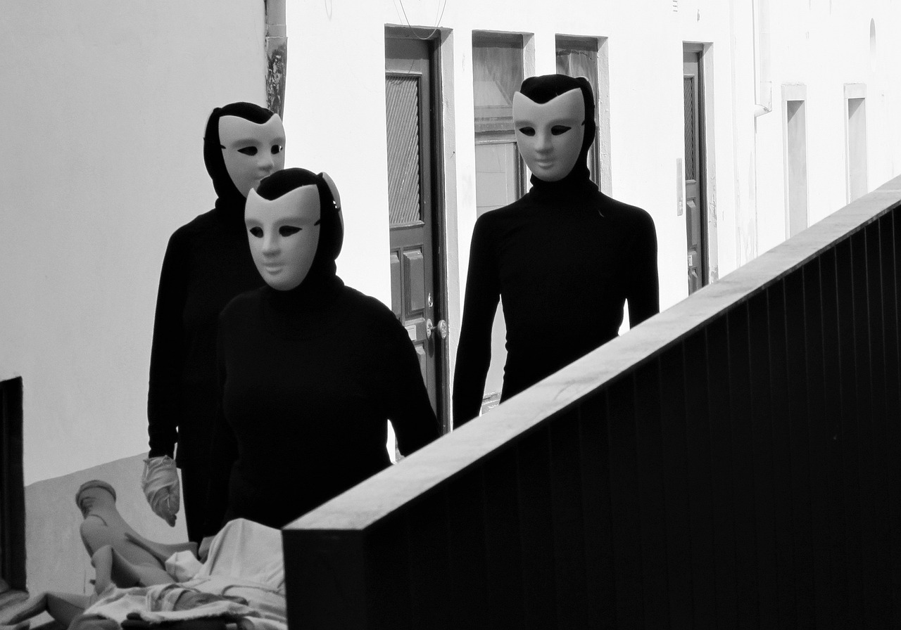 農(nóng)民電影，鄉(xiāng)土文化的藝術(shù)表達(dá)與時(shí)代共鳴的共鳴之聲