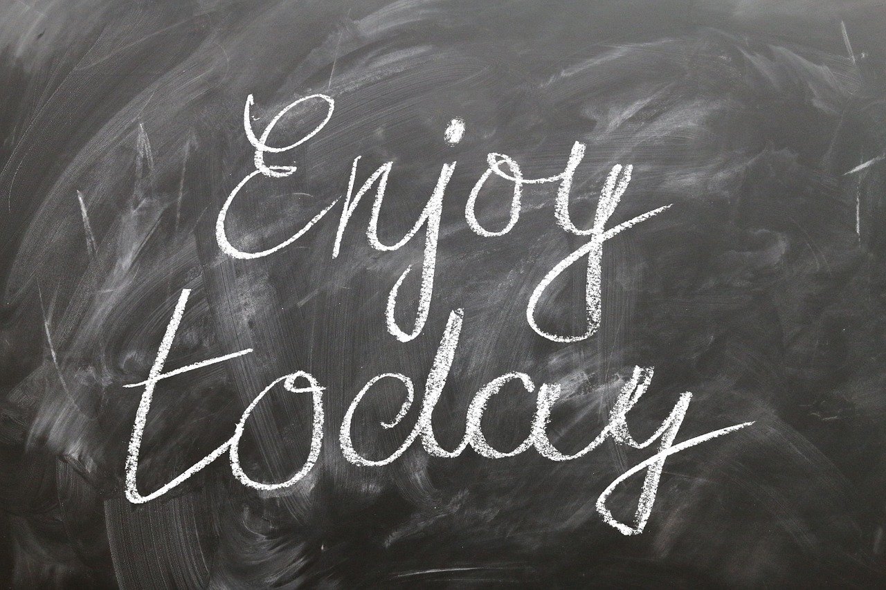 中考佳作作文展示，展現(xiàn)卓越才華的舞臺(tái)