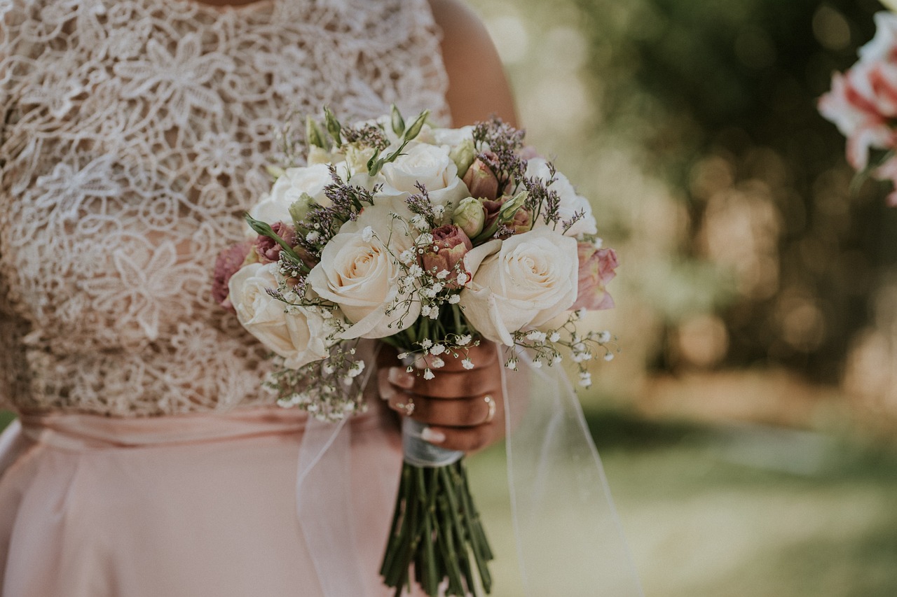 電視劇中的親吻，情感表達的藝術與魅力