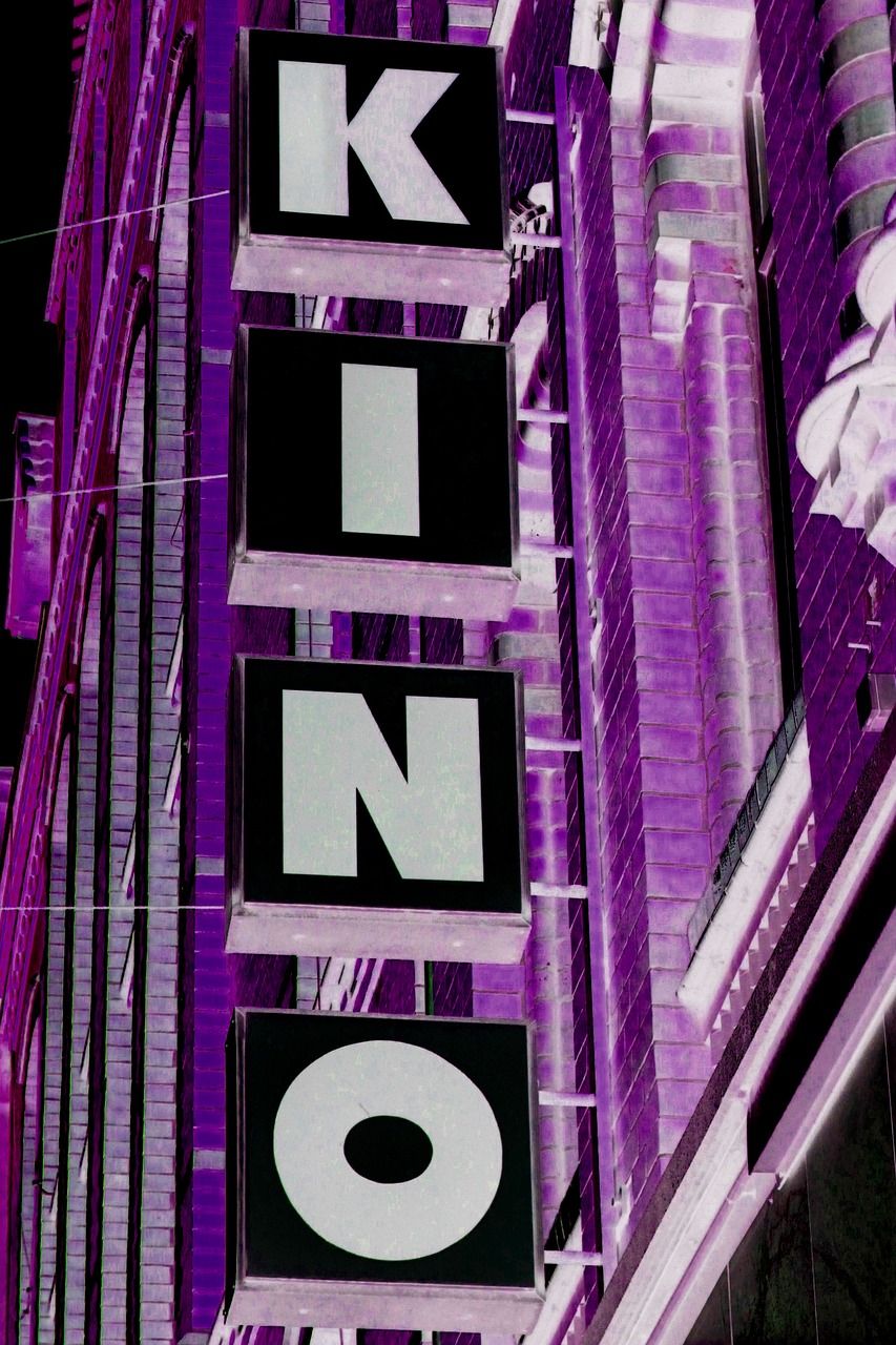 最新電影YY引領(lǐng)影視潮流新紀(jì)元