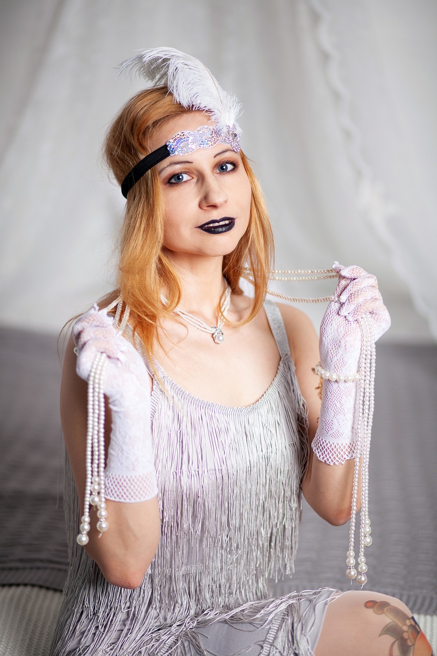 演員周放，才華橫溢的影視新星個(gè)人資料揭秘