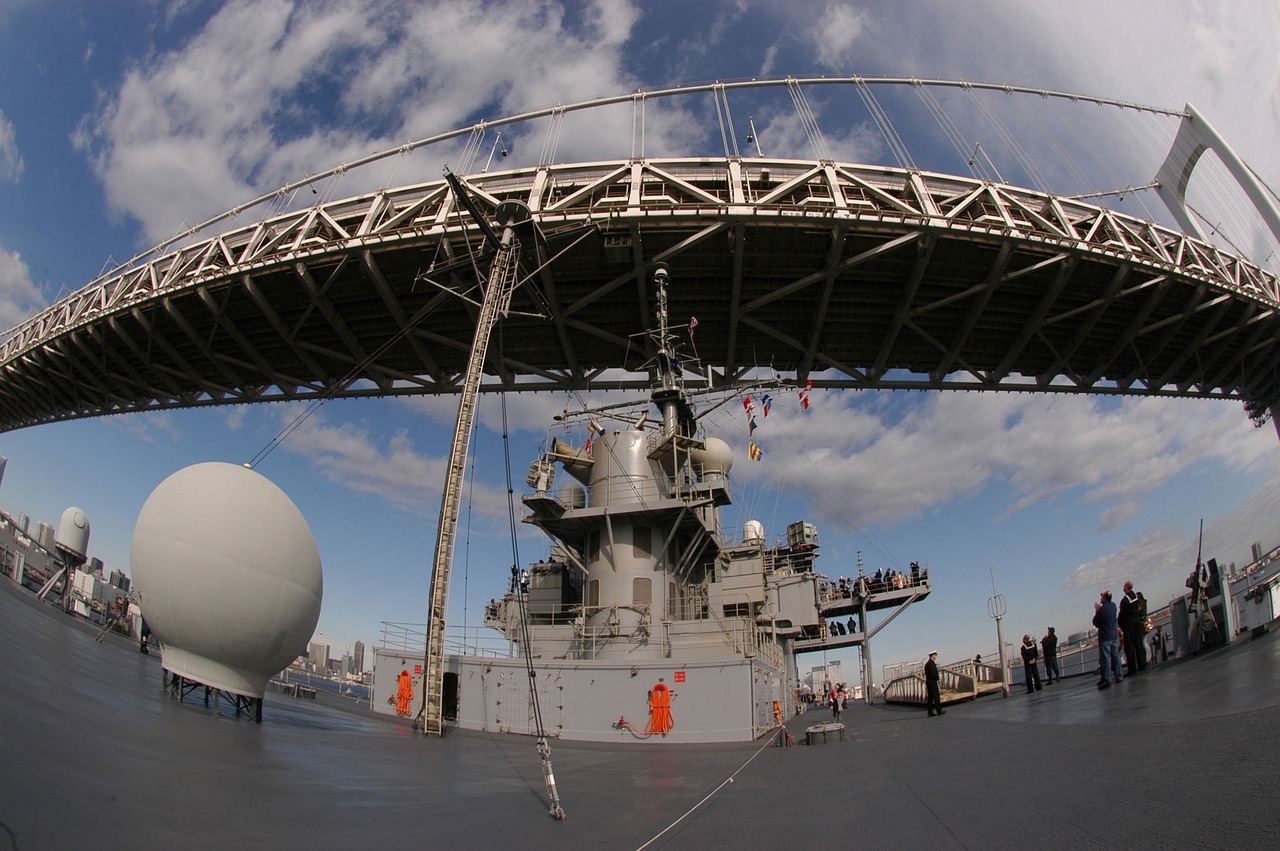 國(guó)產(chǎn)航母最新動(dòng)態(tài)，中國(guó)海軍邁向深藍(lán)，嶄新篇章開啟