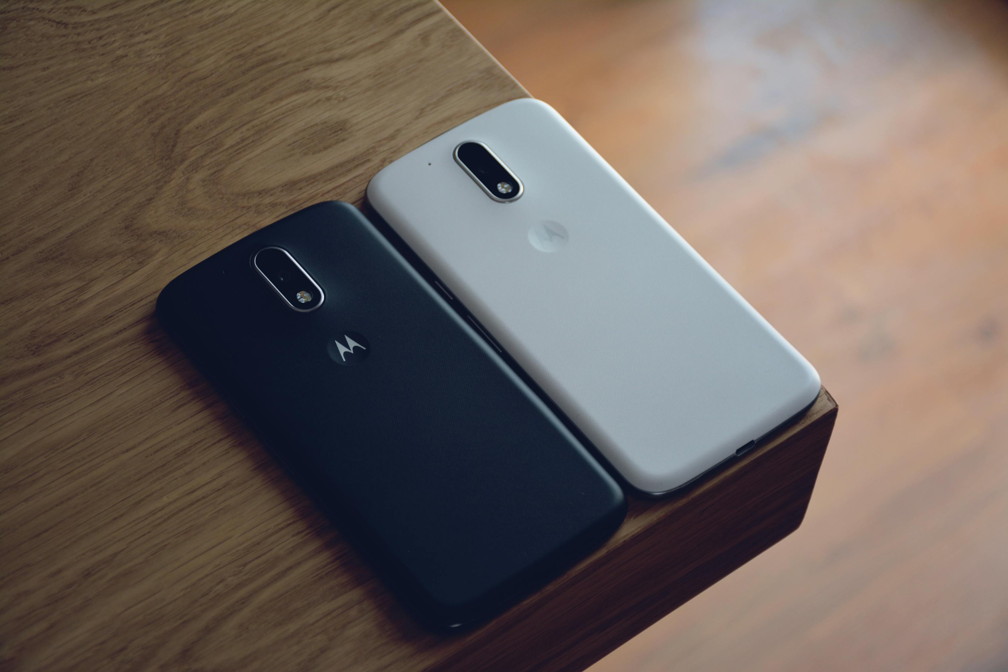 摩托羅拉V3手機(jī)剛上市的價(jià)格回顧與影響分析