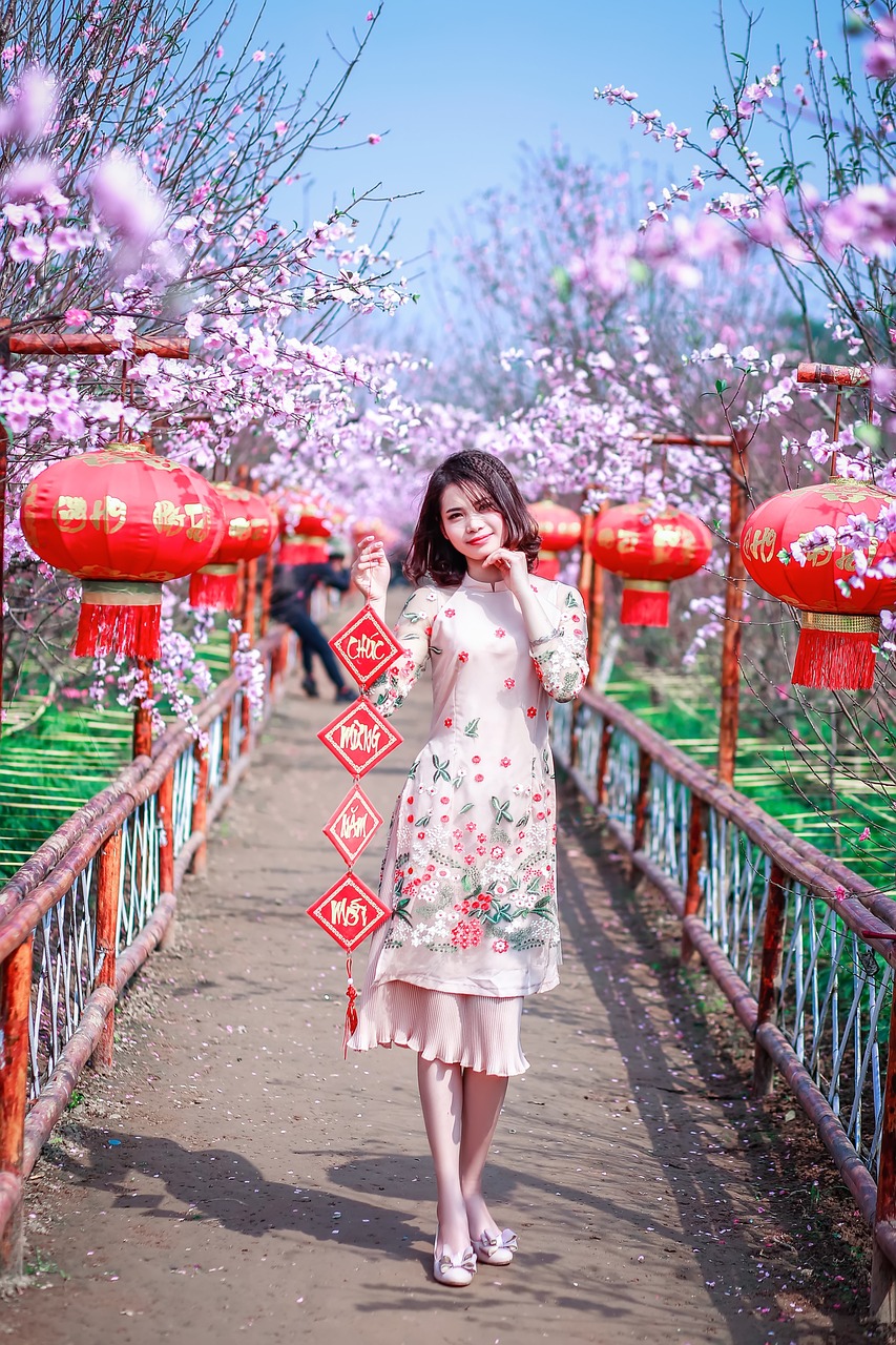 明前茶上市，古老傳統(tǒng)與現(xiàn)代市場(chǎng)的交融之美