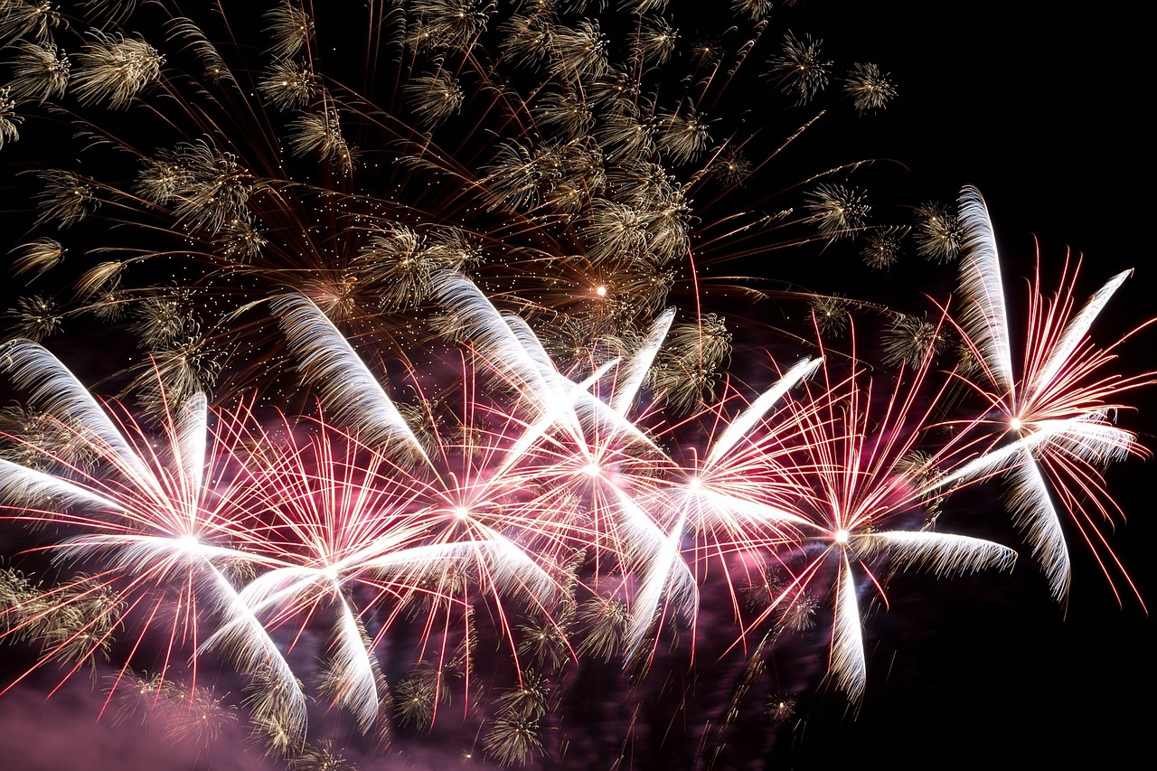 新年動(dòng)漫，跨越時(shí)空的歡慶與期待之旅