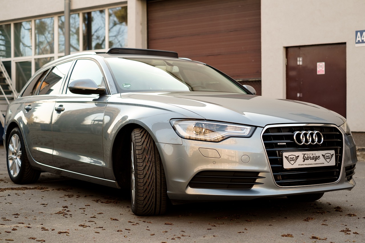 揭秘全新2017款?yuàn)W迪新車售價(jià)，豪華與科技的完美結(jié)合！