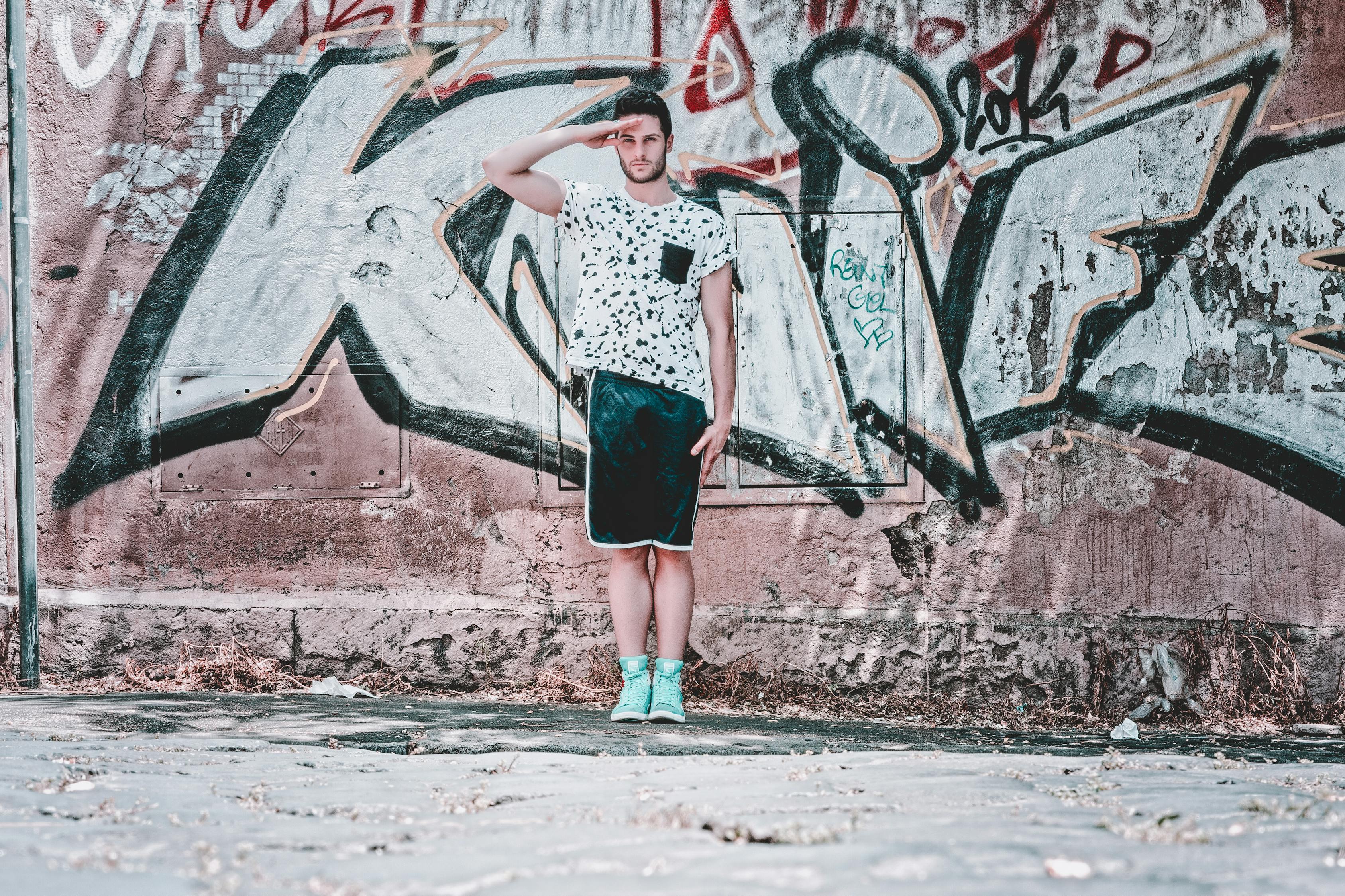 網(wǎng)紅動(dòng)漫人物，獨(dú)特藝術(shù)魅力與影響力的塑造之道