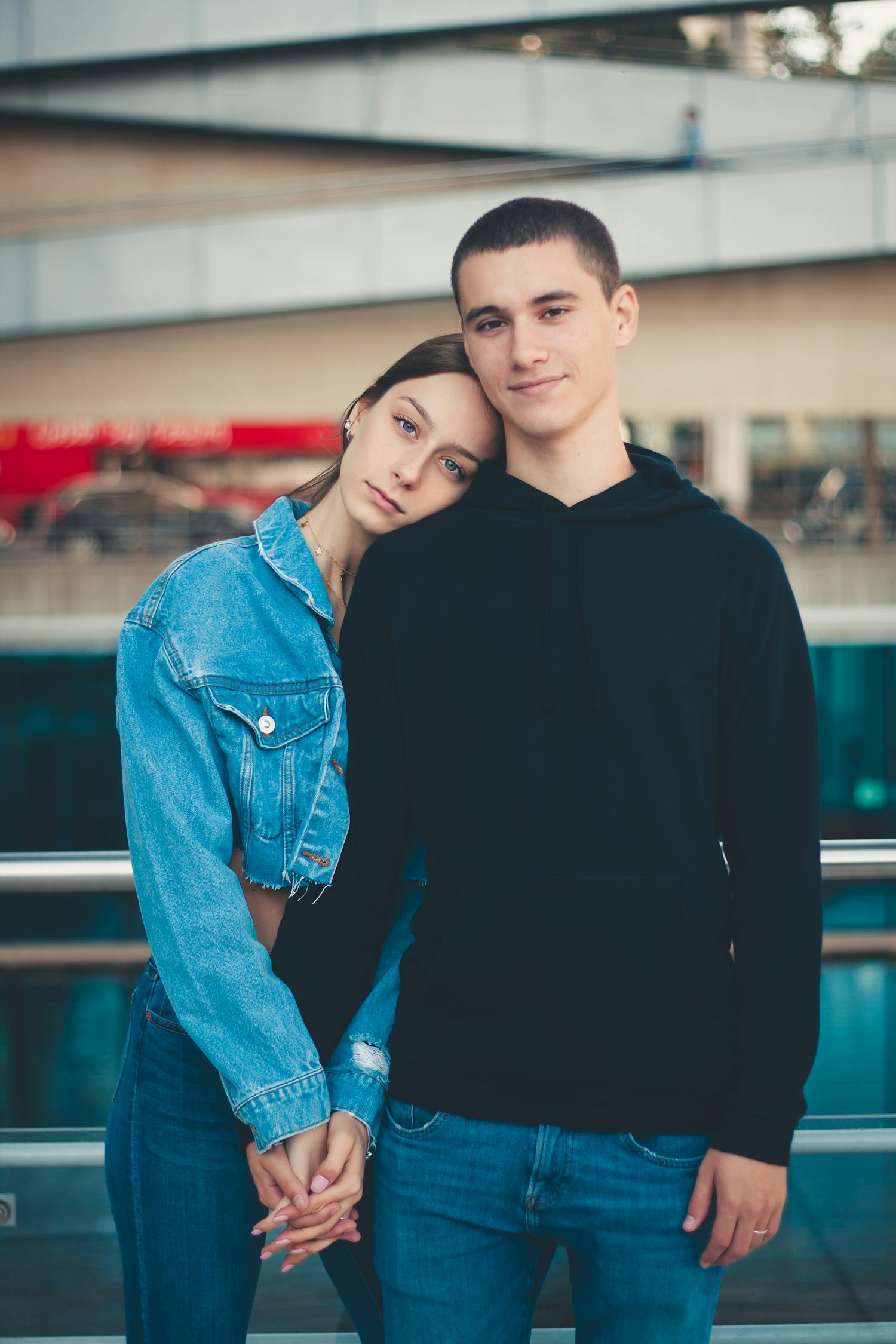 幸福還會(huì)來(lái)敲門(mén)演員陣容與角色解讀揭秘，誰(shuí)敲開(kāi)了幸福的門(mén)？