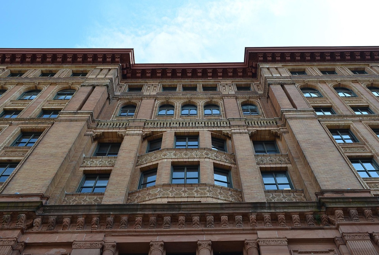 貴陽房?jī)r(jià)最新動(dòng)態(tài)，市場(chǎng)走勢(shì)、影響因素深度解析