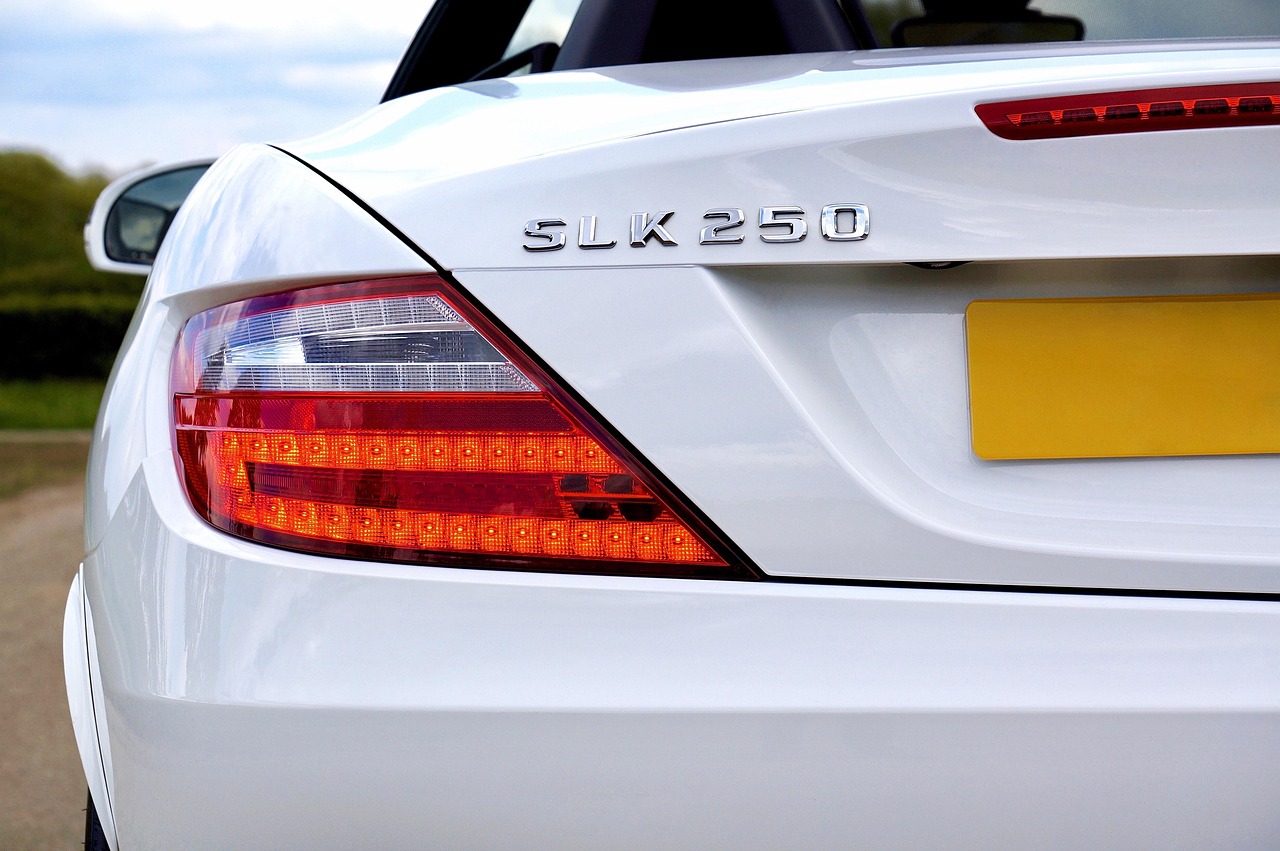 揭秘奔馳GLC43上市日期，豪華與性能的完美結(jié)合，預定時間揭曉！