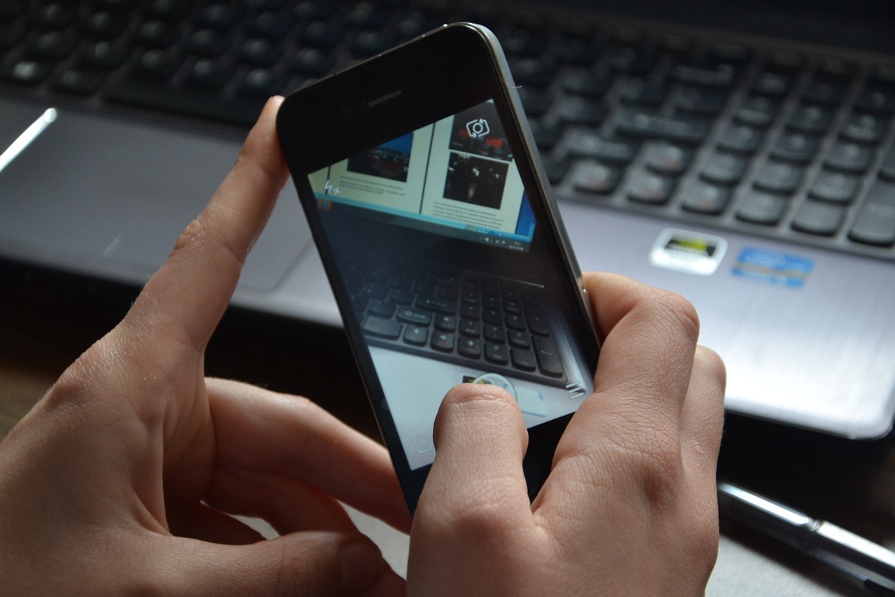 最新智能門鎖展示，革新居家安全體驗(yàn)，展現(xiàn)智能鎖的前沿技術(shù)