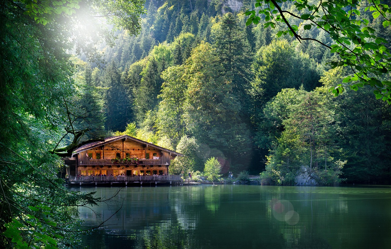 建始縣扶貧動(dòng)態(tài)資訊，持續(xù)攻堅(jiān)，共創(chuàng)美好未來