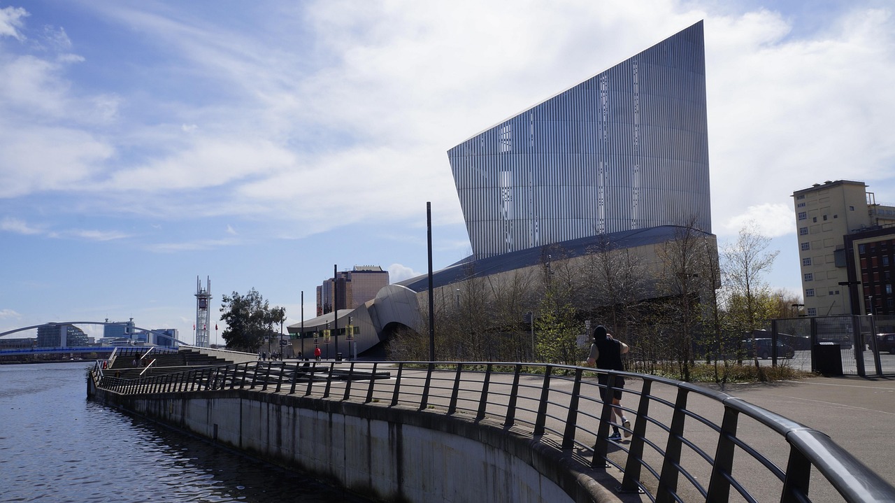 融創(chuàng)股票代碼揭秘，中國房地產(chǎn)巨頭資本市場之路探索