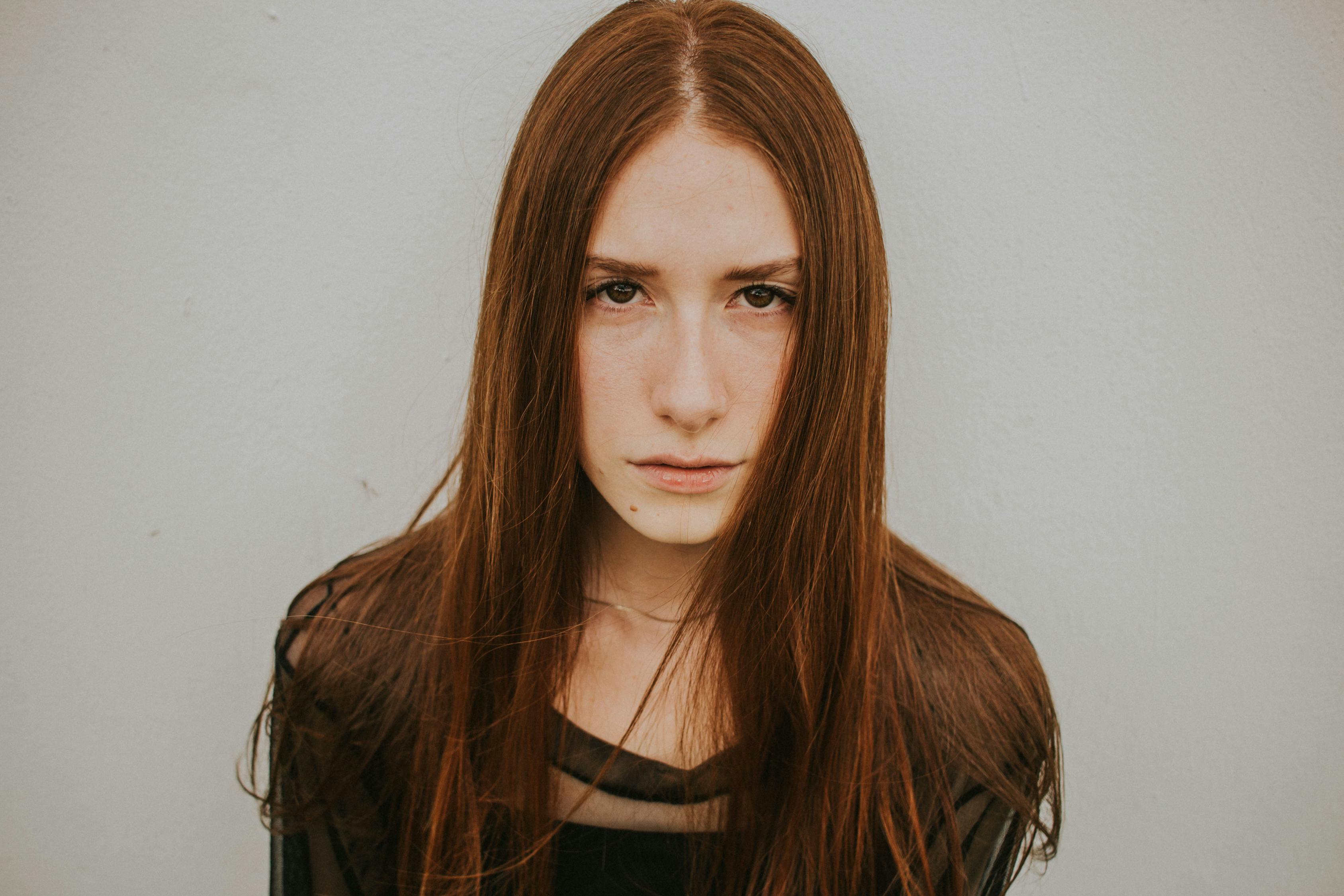 最新發(fā)尾燙發(fā)型指南，時尚魅力展現(xiàn)無遺