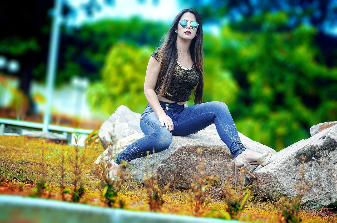 明星丁丁，閃耀光芒與無限魅力展現(xiàn)