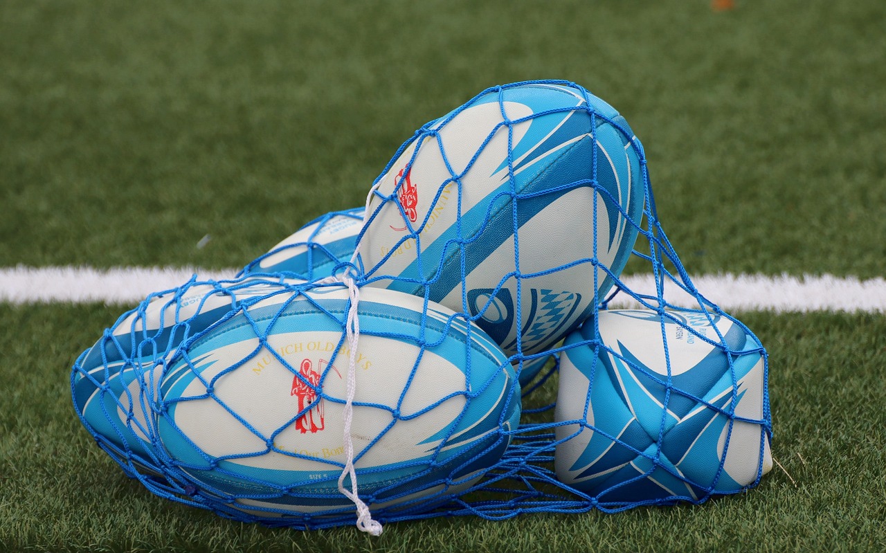 運(yùn)動(dòng)與影像的交融，球場(chǎng)外的電影世界