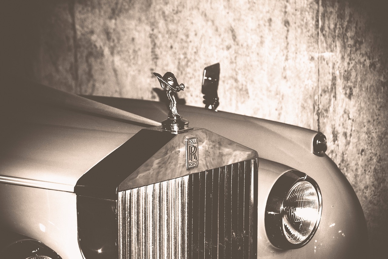 勞斯萊斯車價格表揭秘，品牌魅力與車型一覽