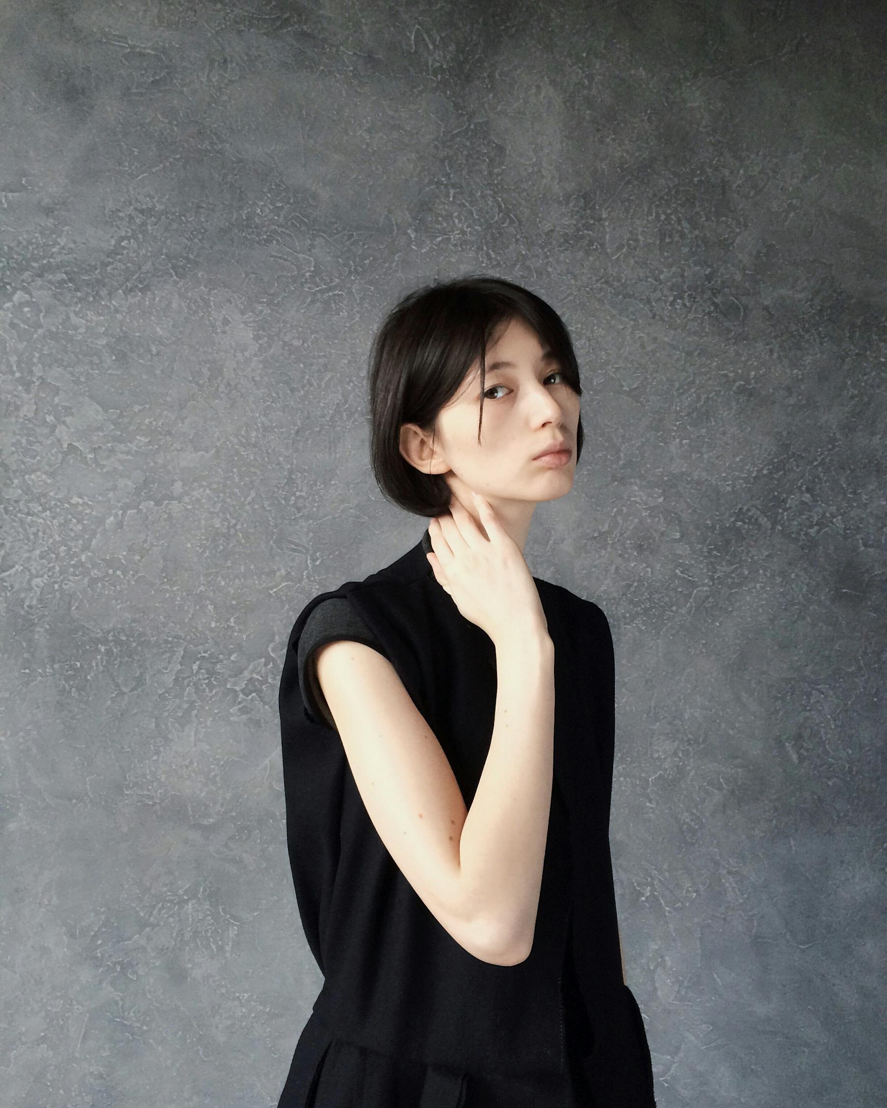 劉詩詩演員魅力風(fēng)采展現(xiàn)于照片之中