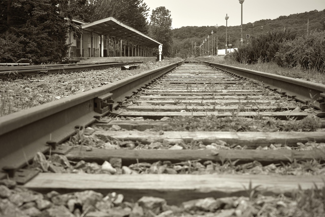 江蘇鎮(zhèn)宣鐵路建設(shè)進展，推動區(qū)域經(jīng)濟里程碑式發(fā)展的重要一步