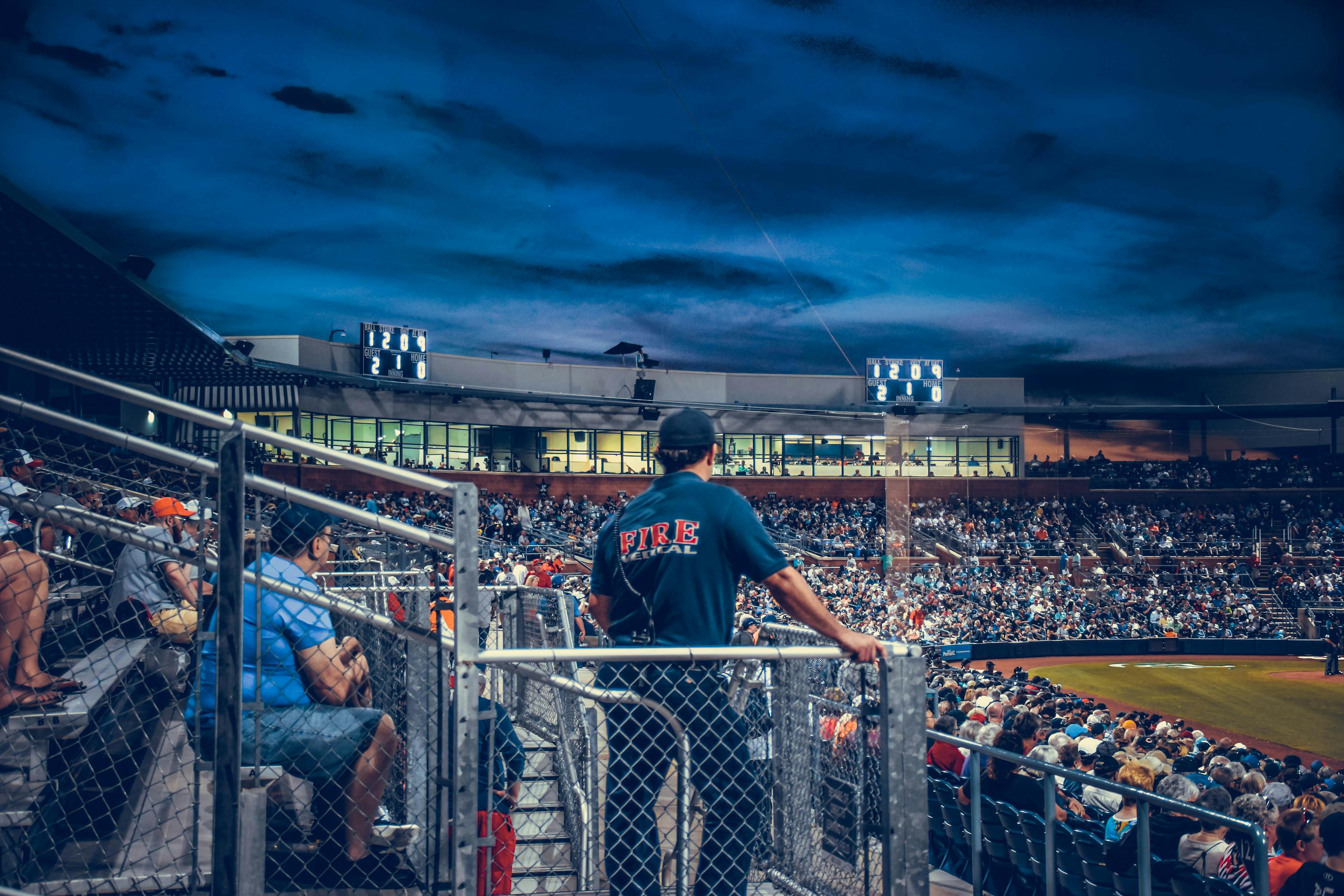 高音吧比賽，激情與才華的較量之夜
