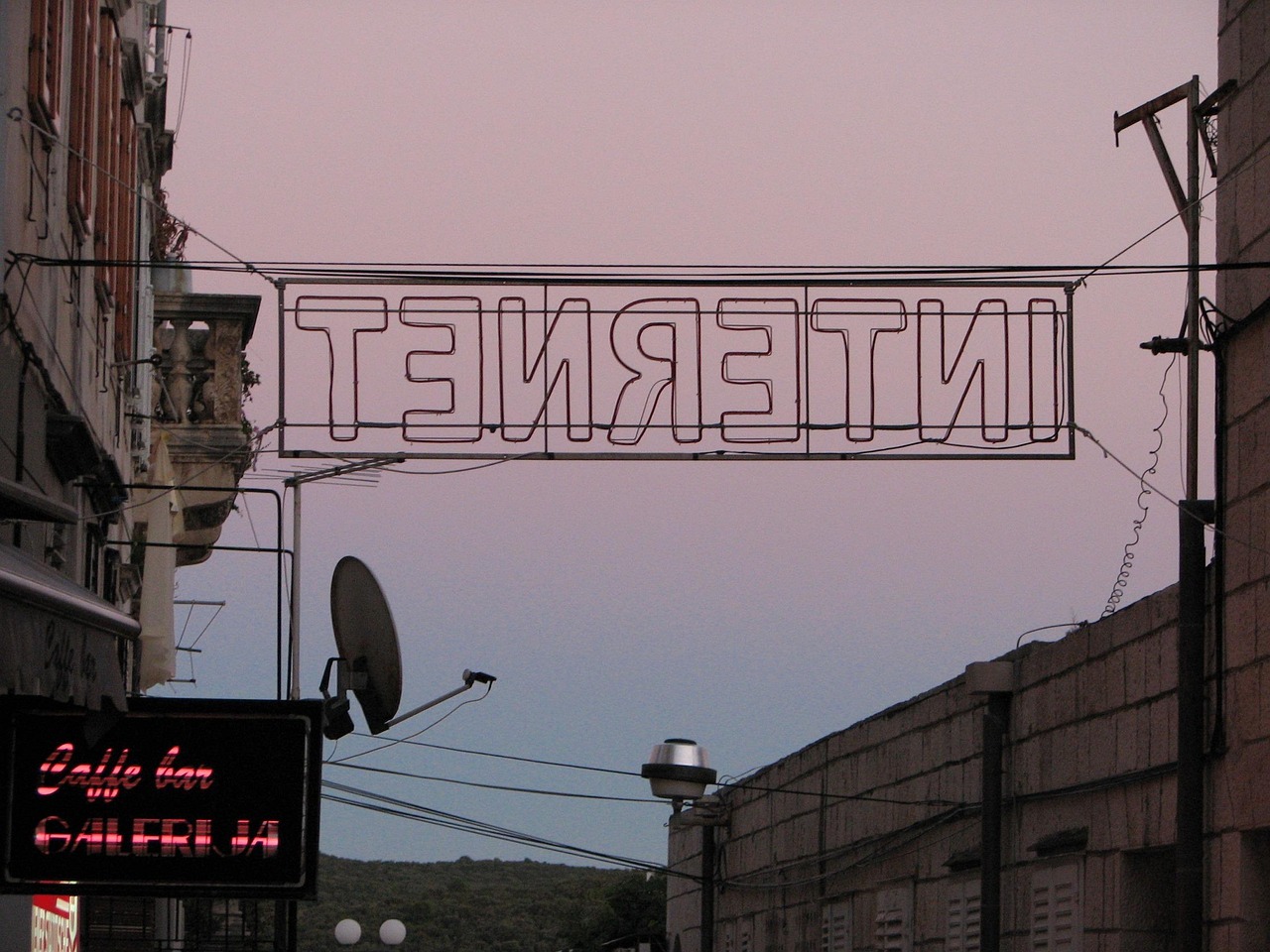 上市體育公司，探索新時(shí)代體育產(chǎn)業(yè)繁榮之路的引領(lǐng)者